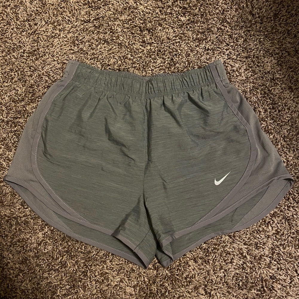 Nike women Dri-Fit tempo shorts